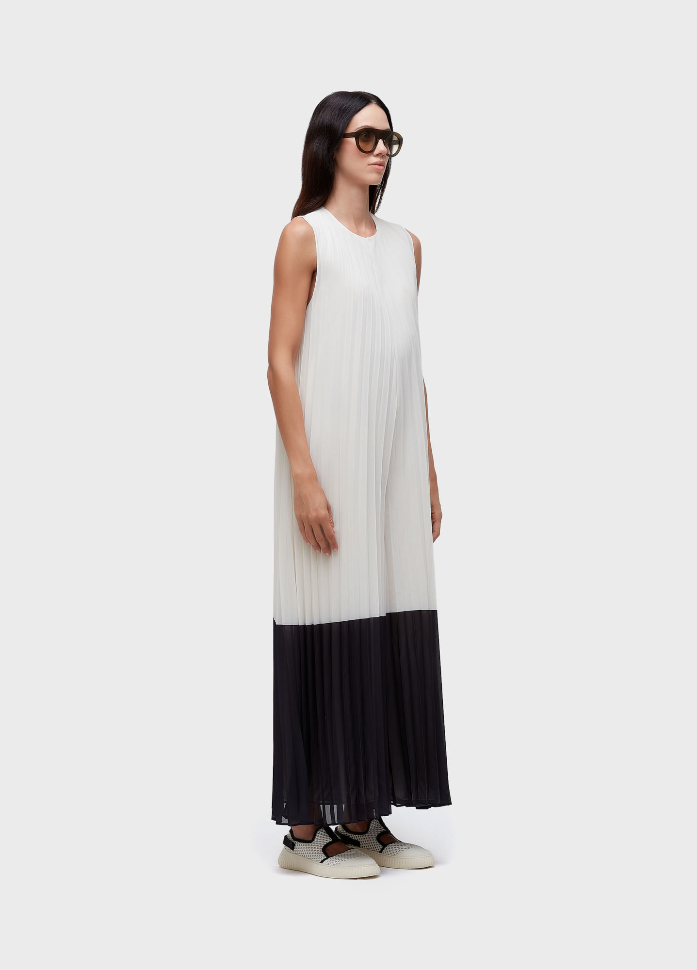 Macacão sleeveless plissado