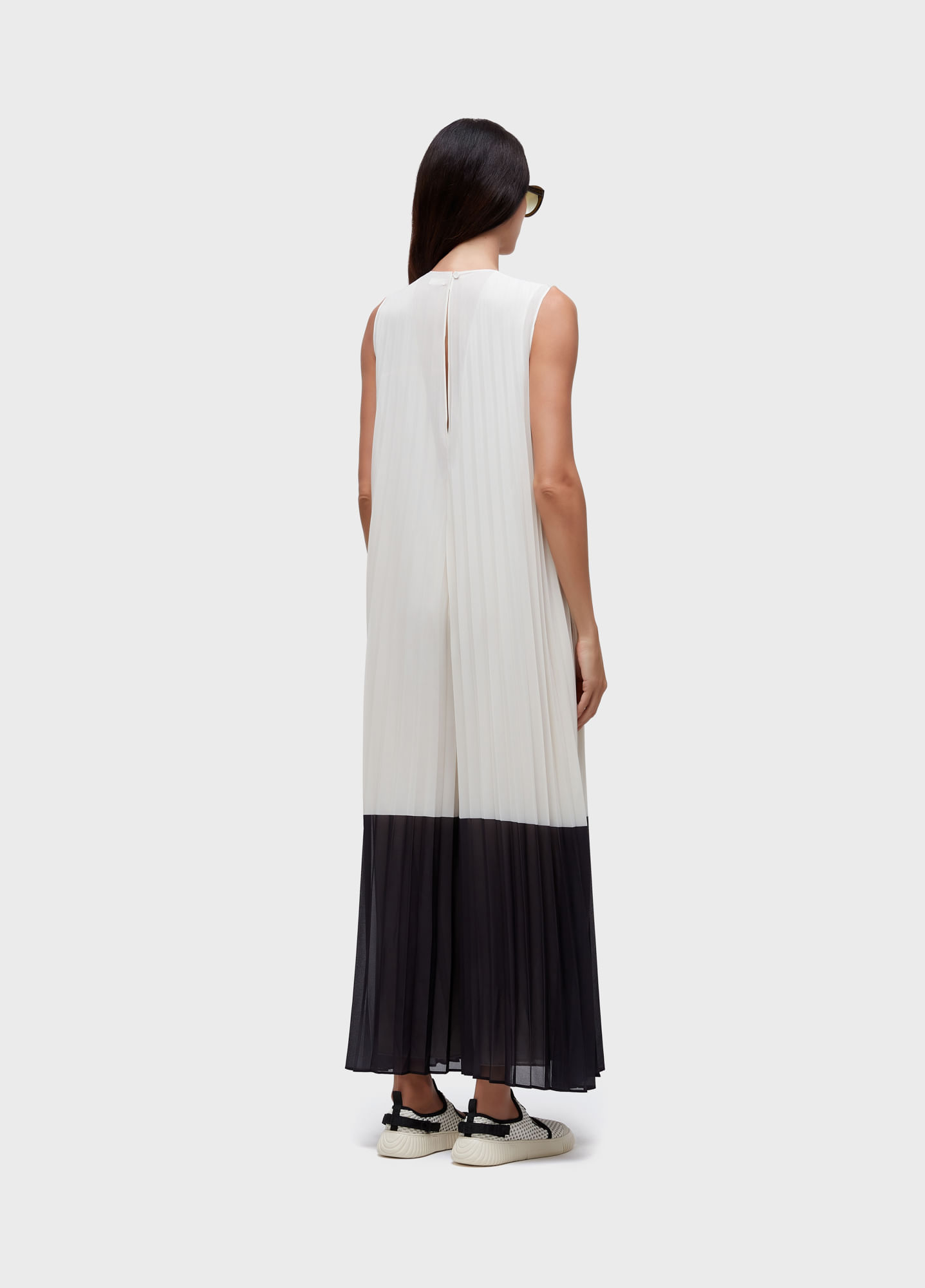 Macacão sleeveless plissado