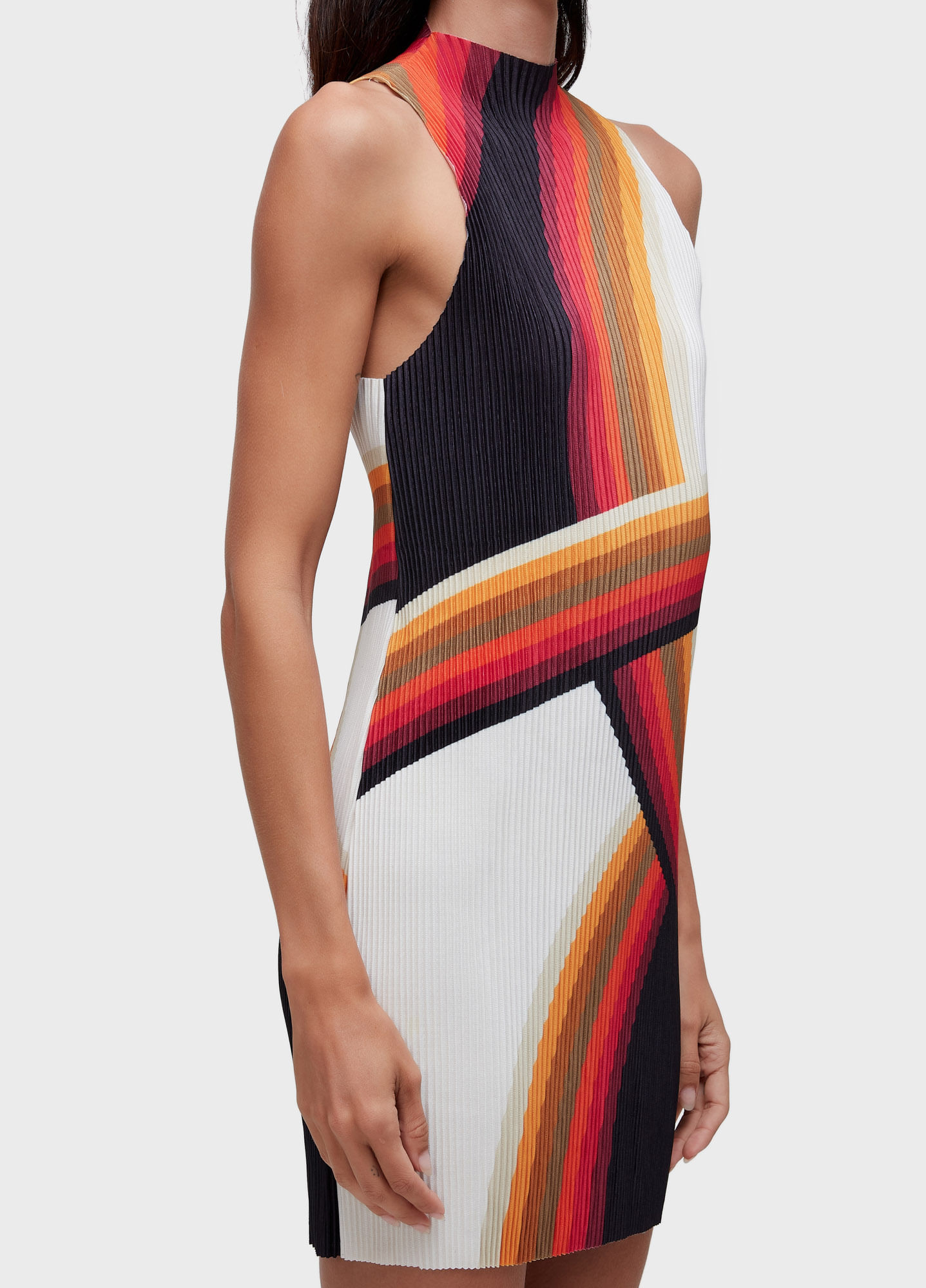 Vestido raglan curto plisse onda