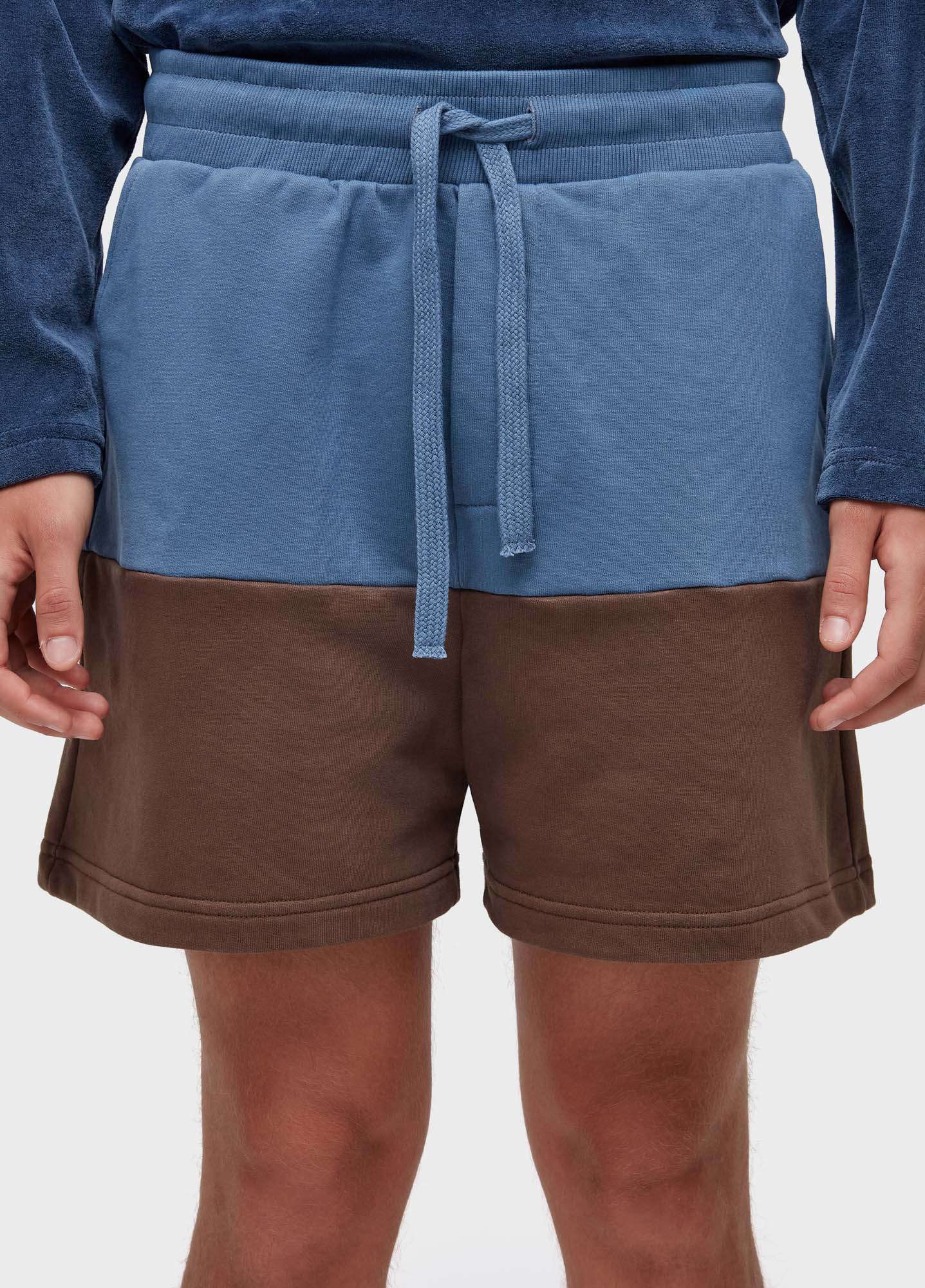 Bermuda over bicolor