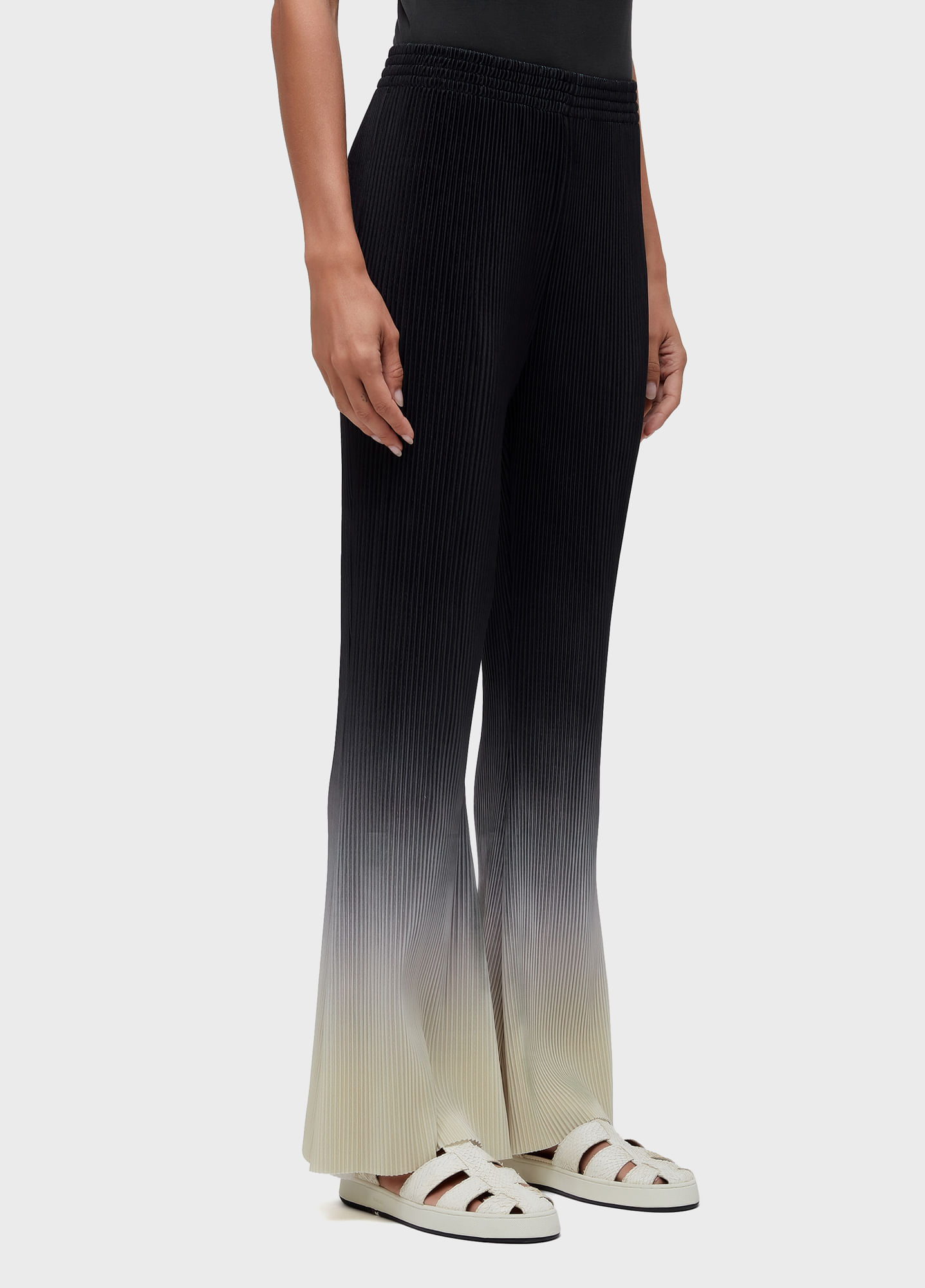 Calça flare plisse degradê