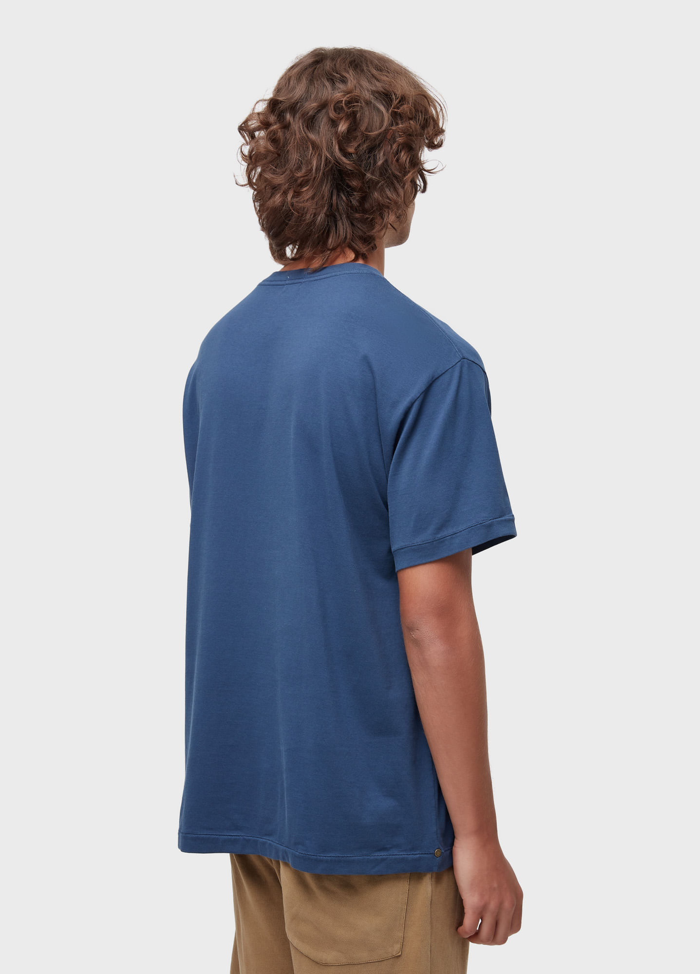 T-shirt over texture pocket MC