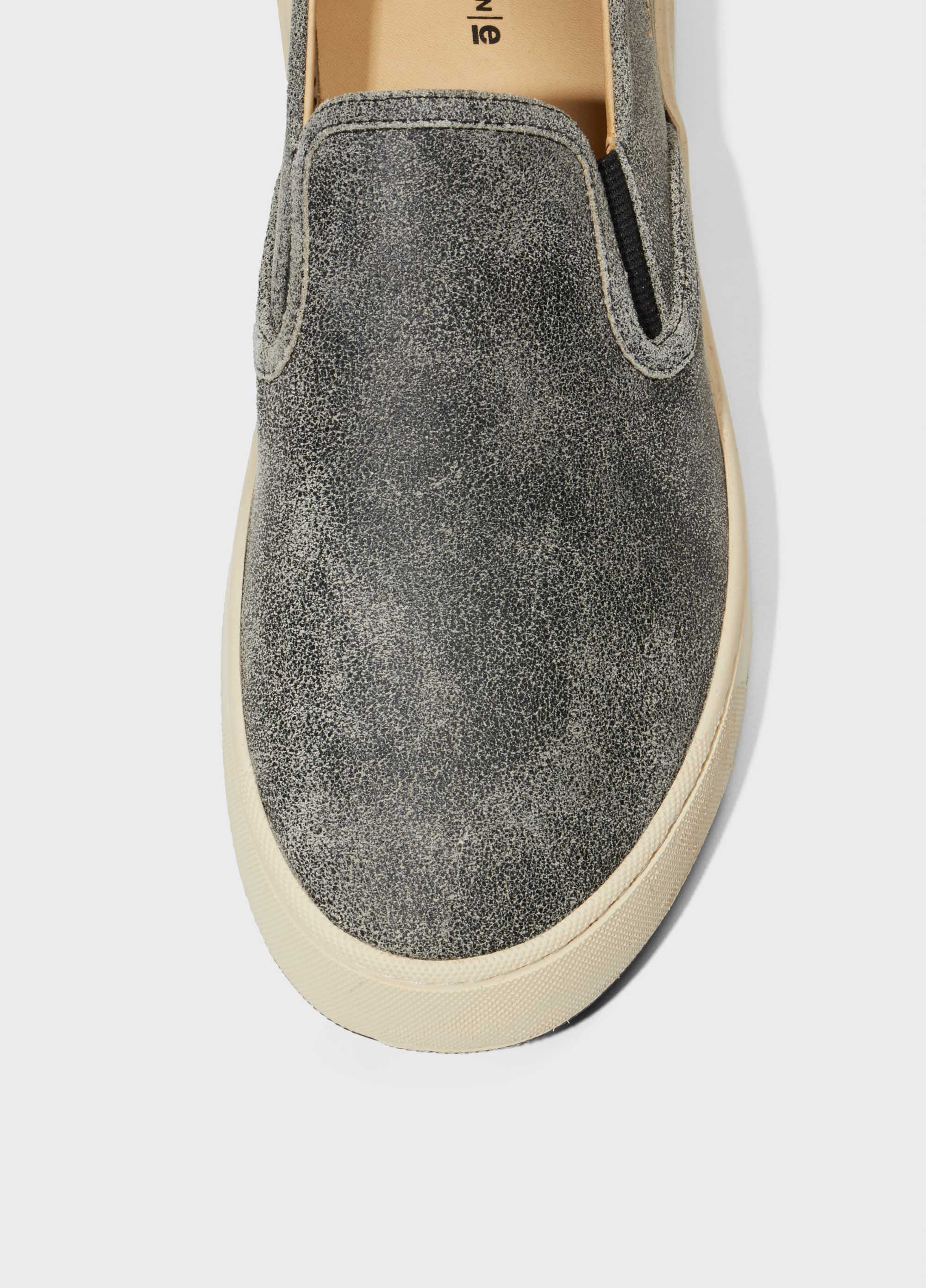 Tênis bossanova couro gasto