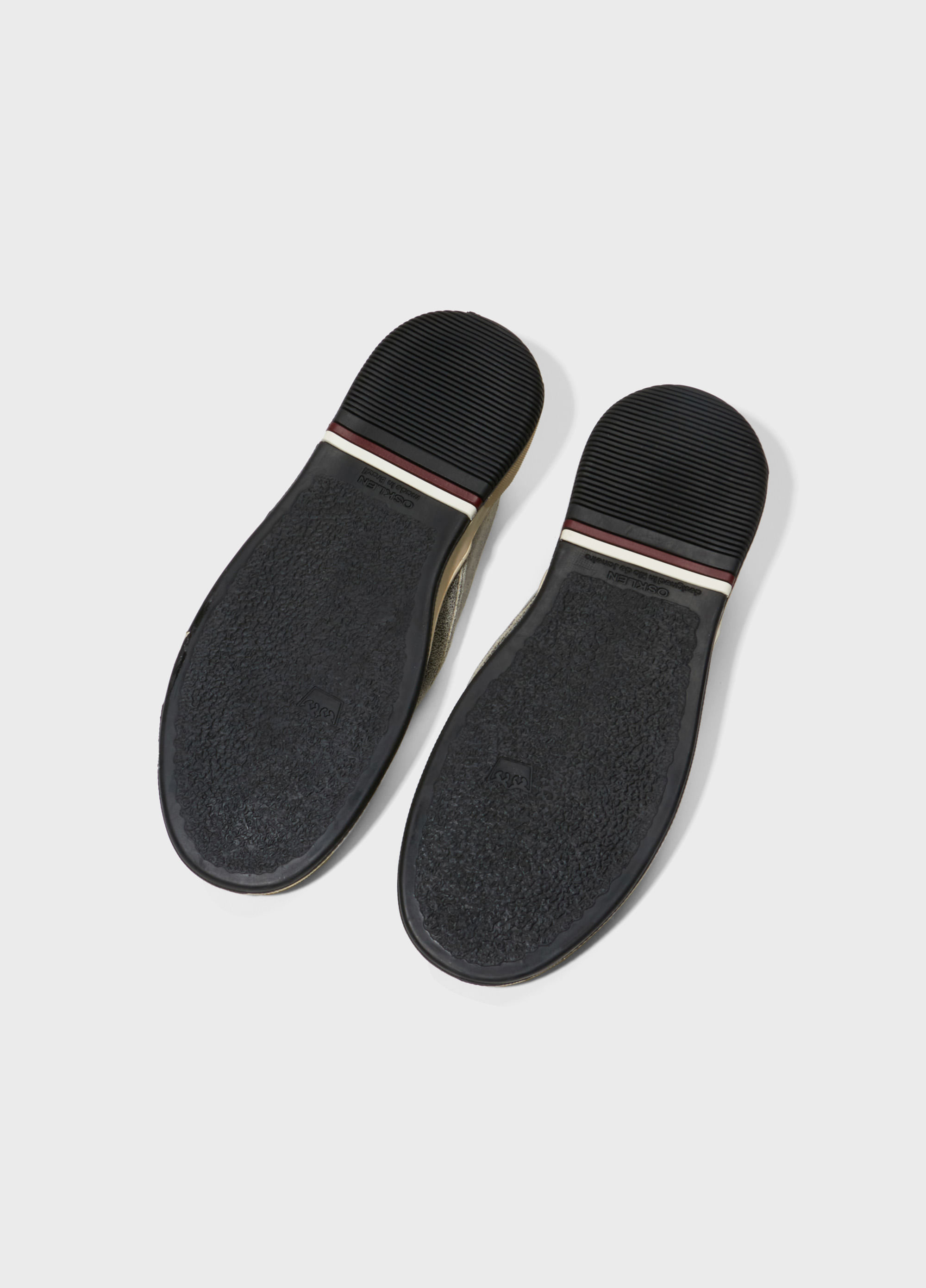 Tênis bossanova couro gasto