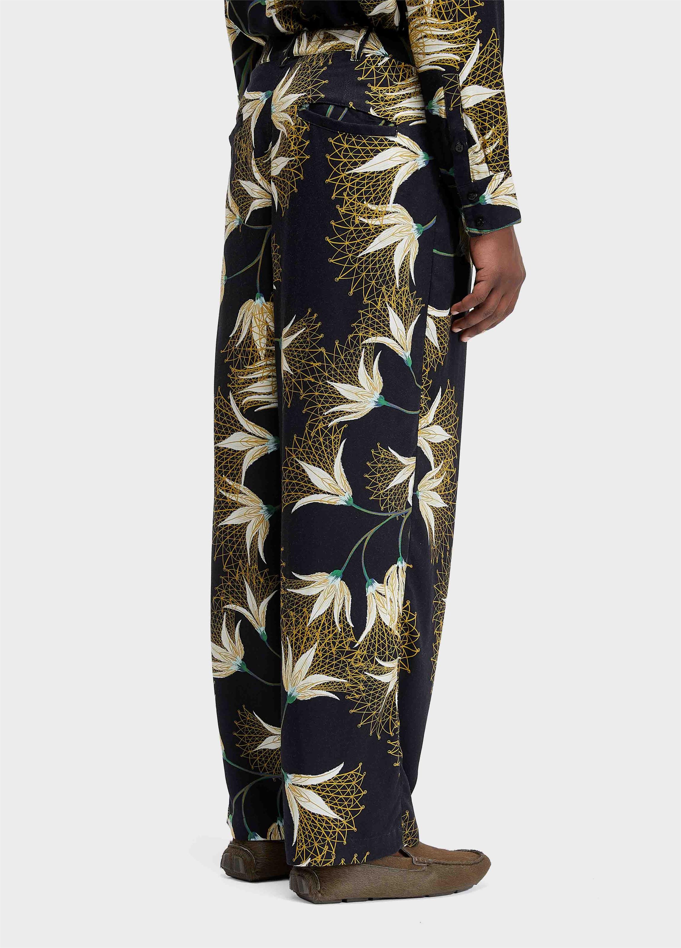 Calça jazz floral trama