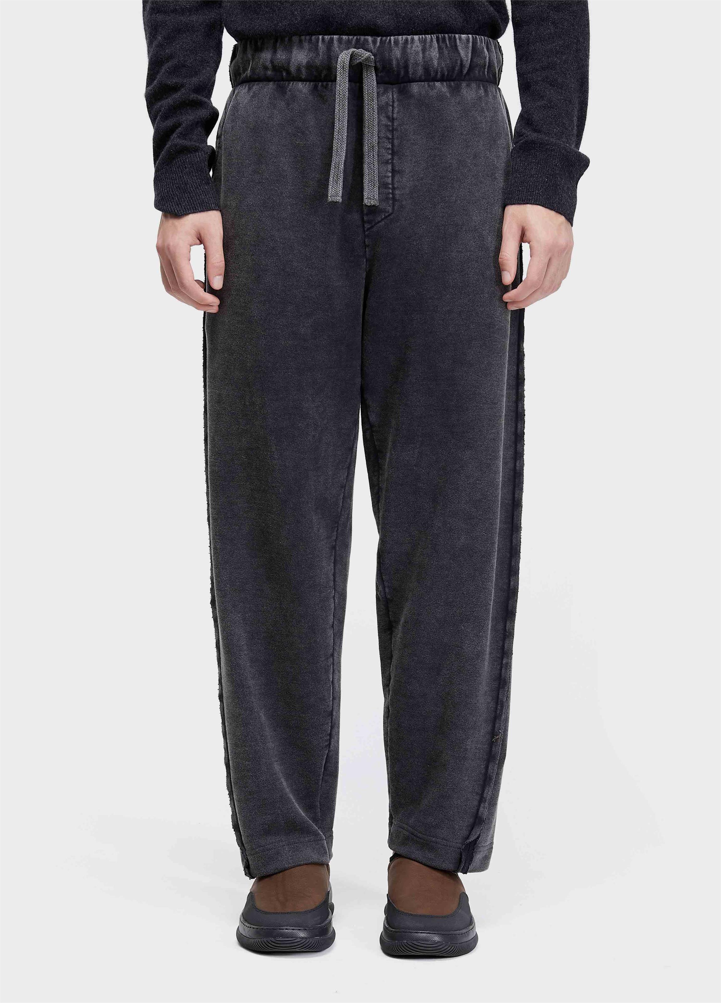 Calça moletom raw seam