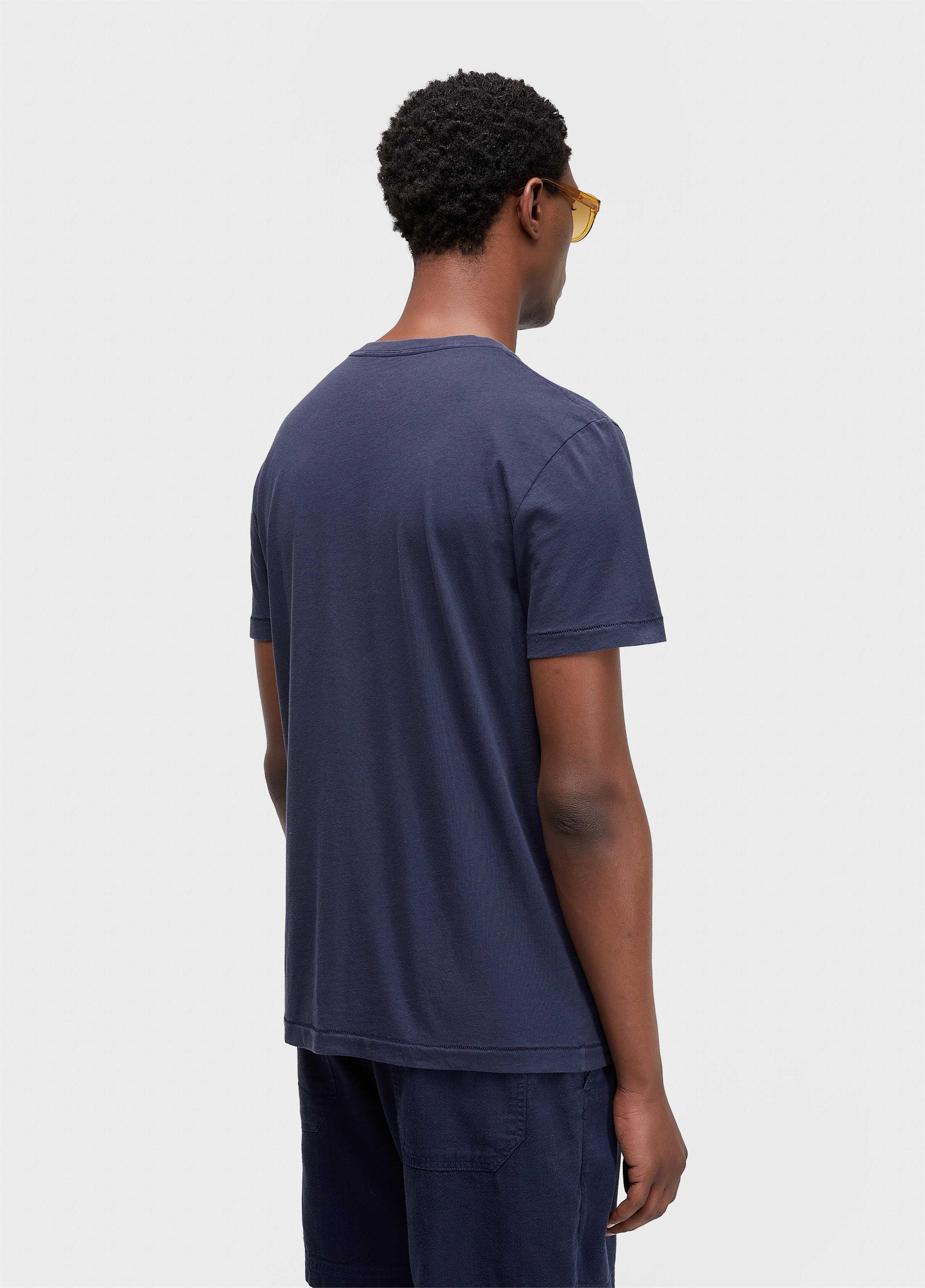 T-shirt soft used gold crown