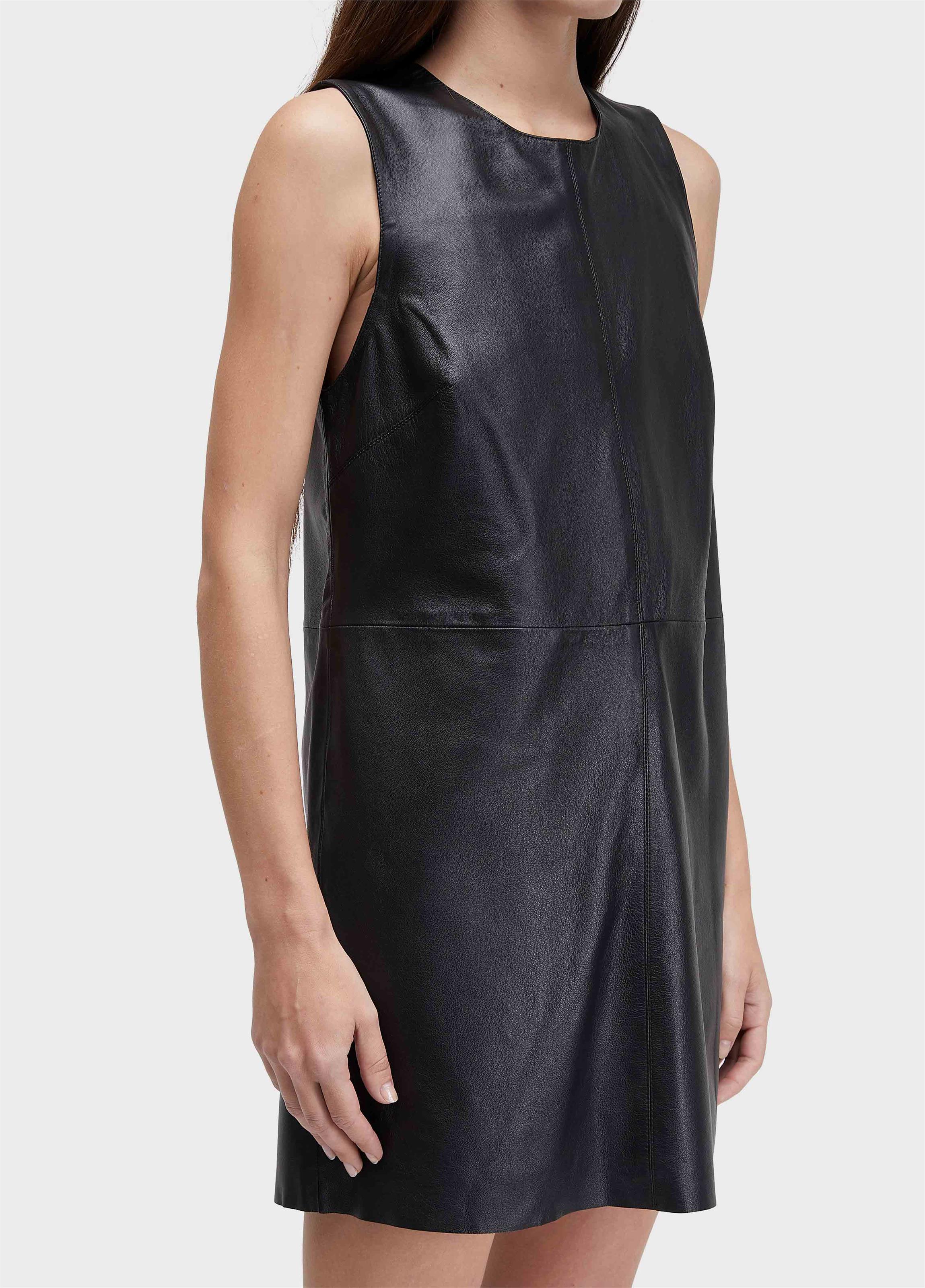 Vestido curto sleeveless couro