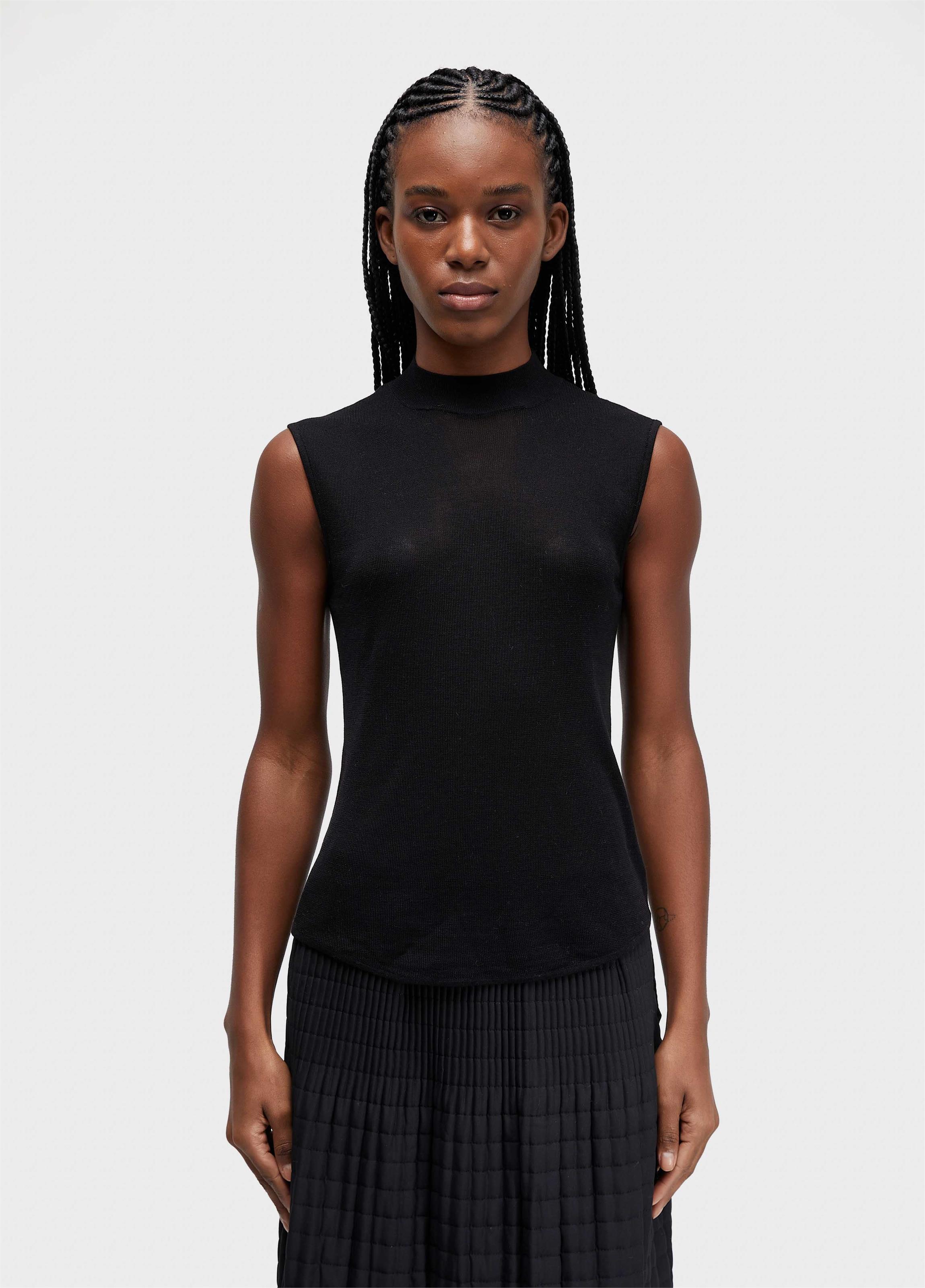 Blusa sleeveless tricot manguinha