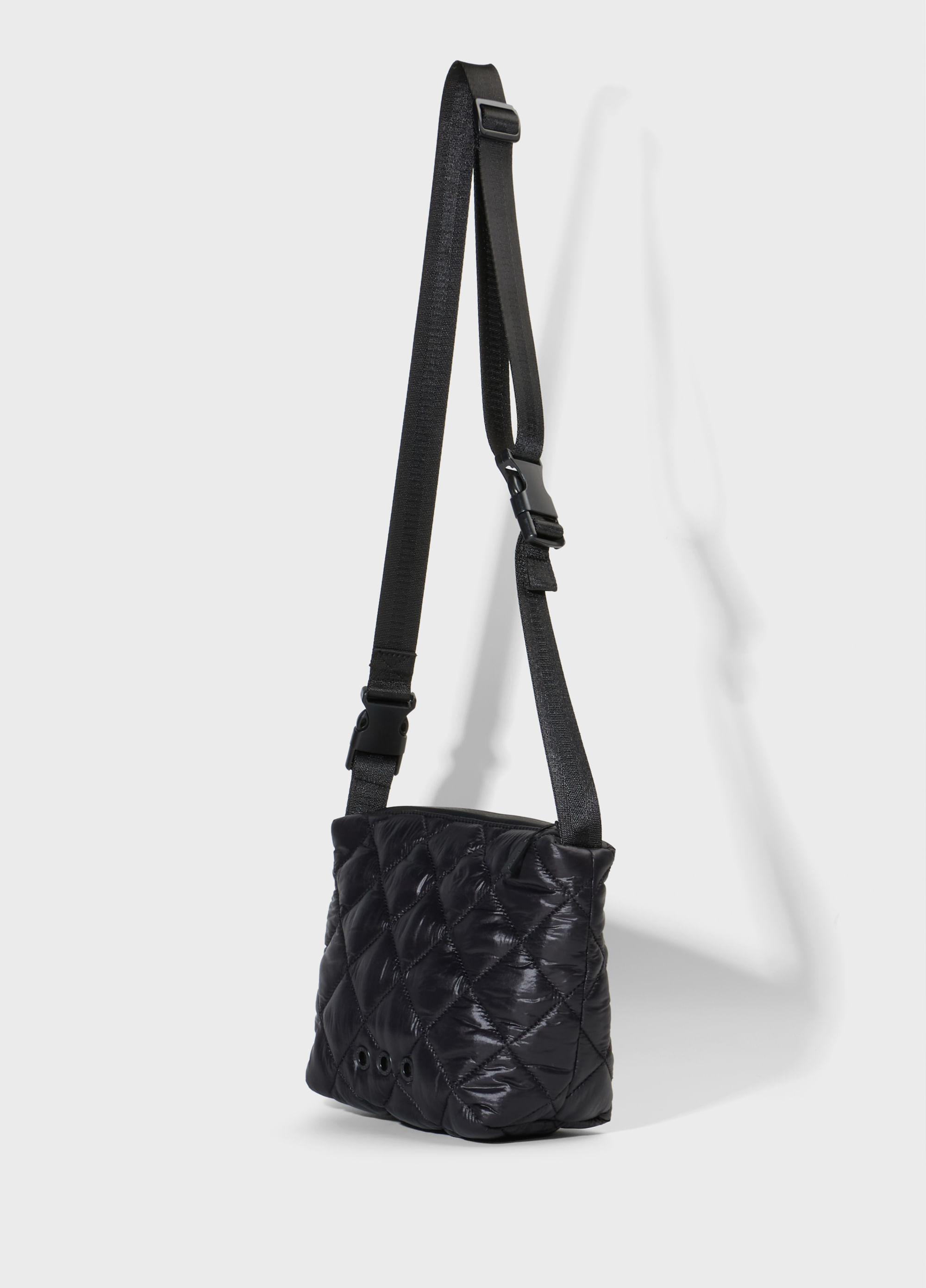 Bolsa crossbody wrap matelasse