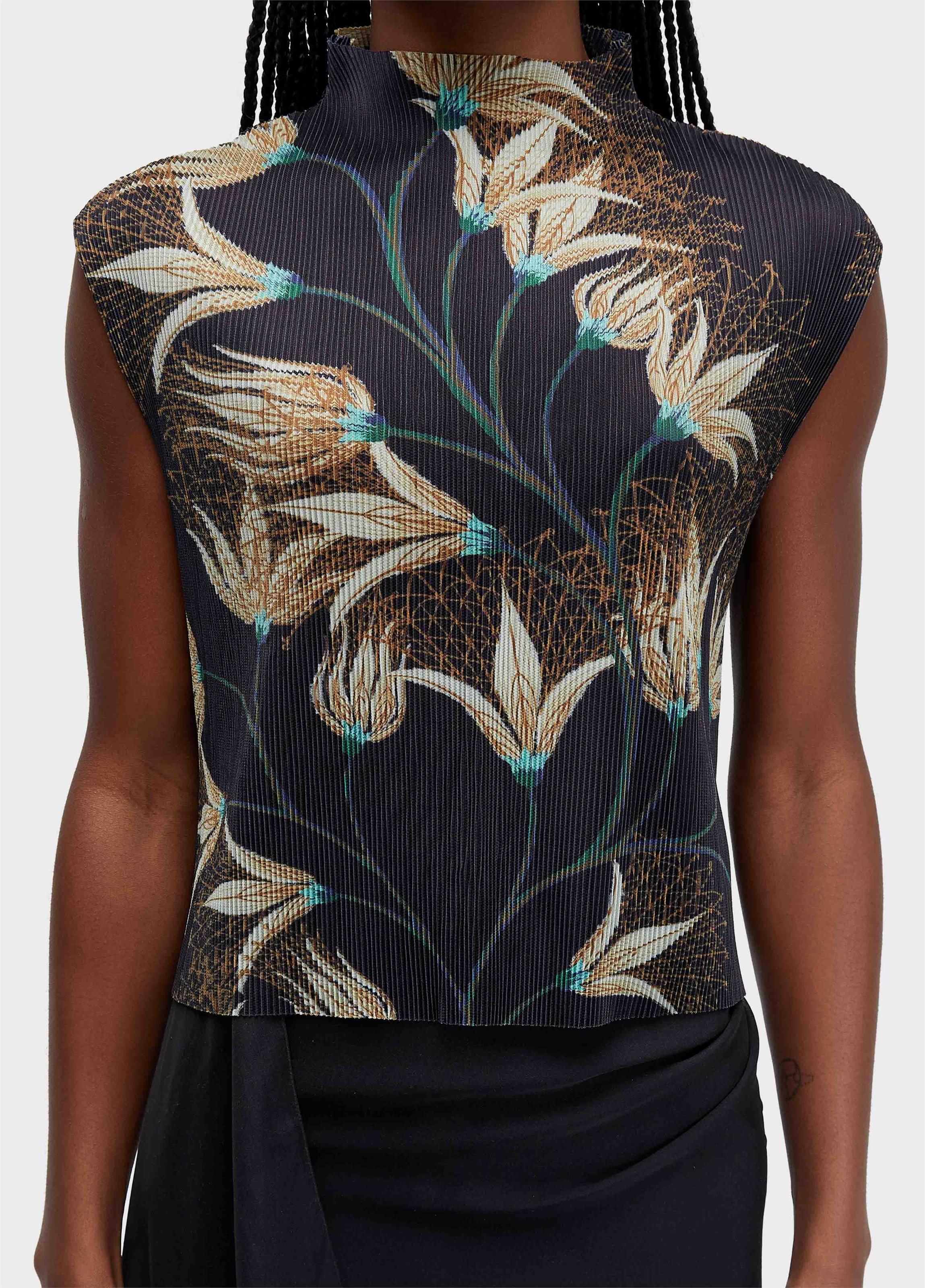 Blusa sleeveless plisse floral trama