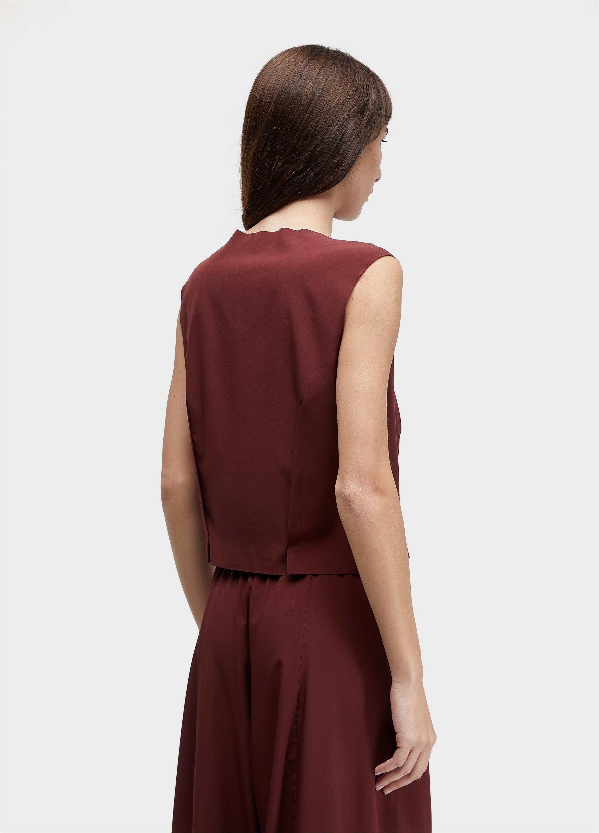 Blusa sleeveless pences superlight