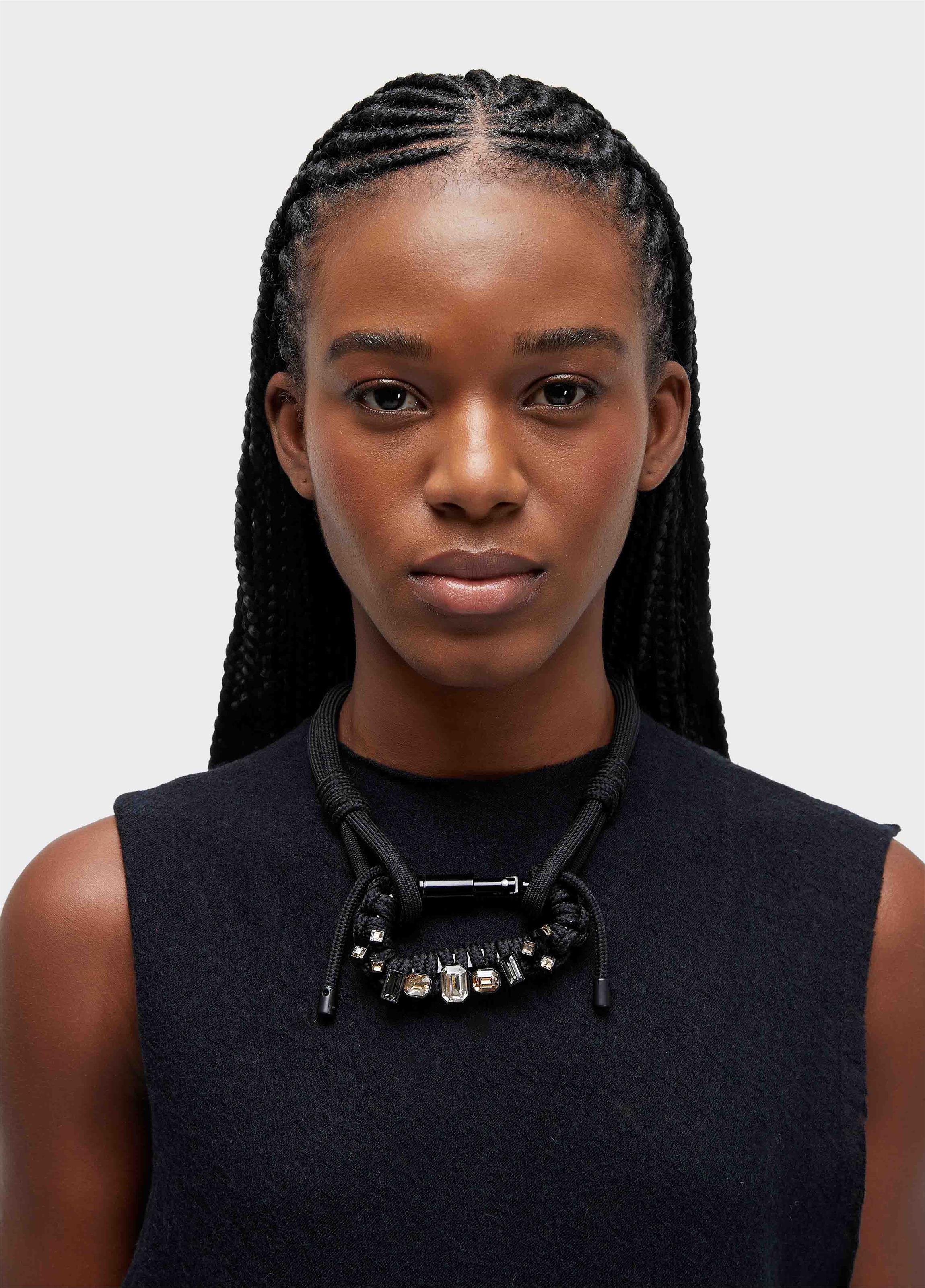 Colar mosquetao corda