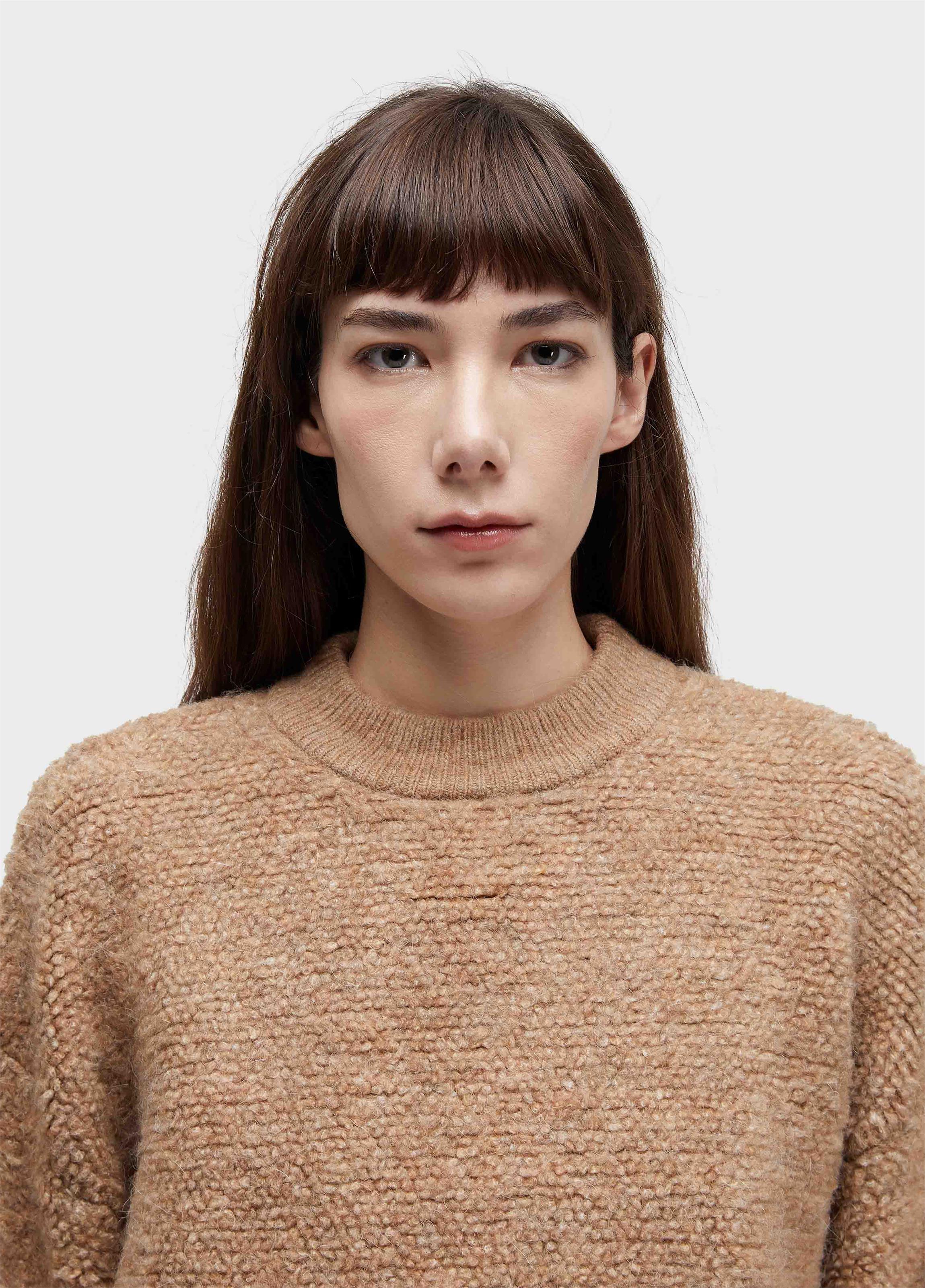 Sweater over tricot textura