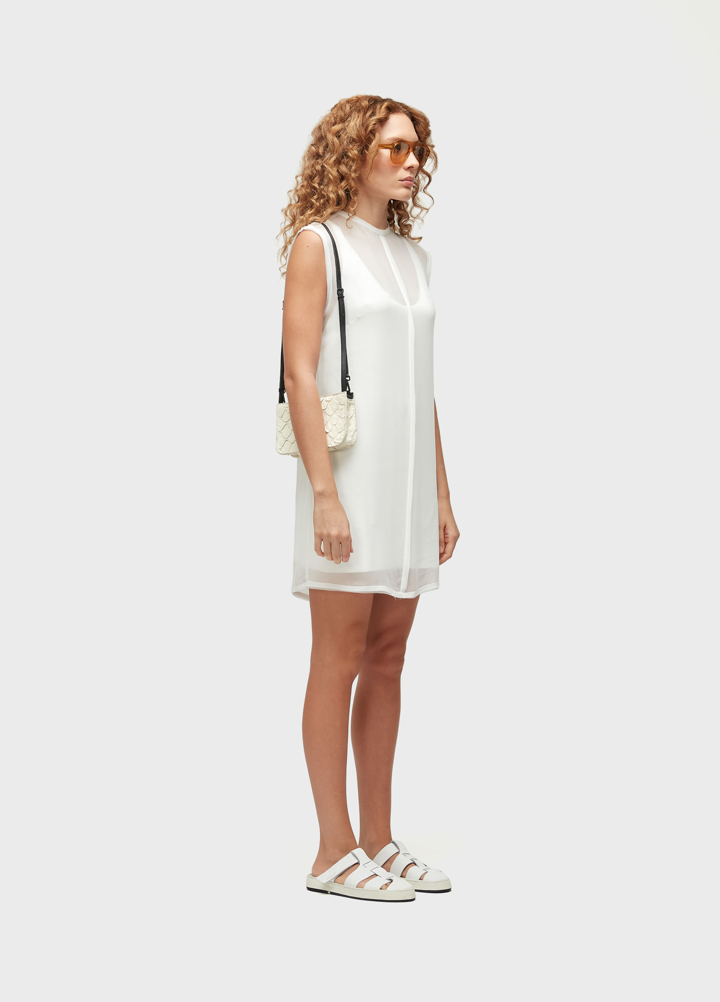 Vestido curto desfiado ggt
