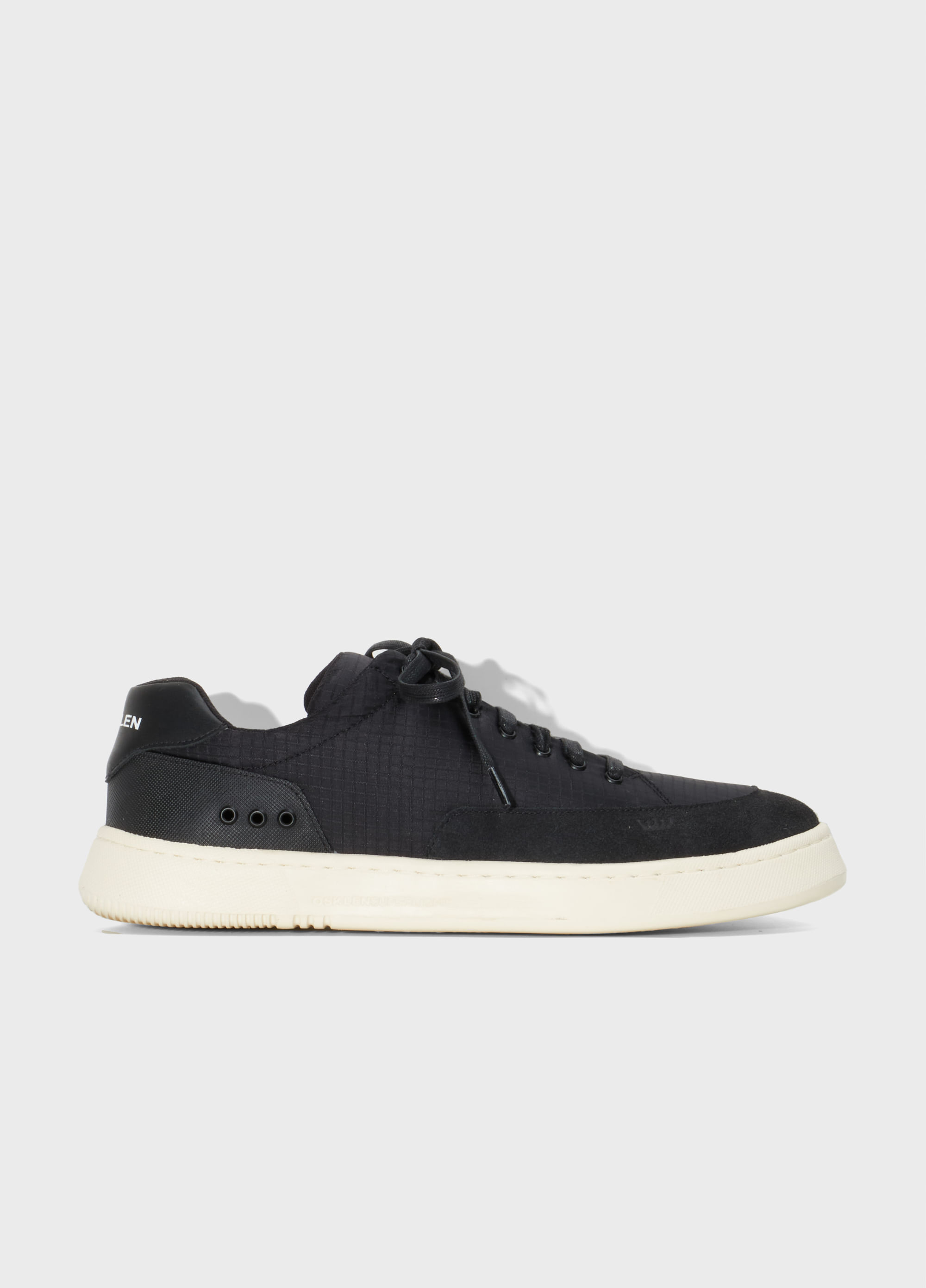 Tenis superlight laces