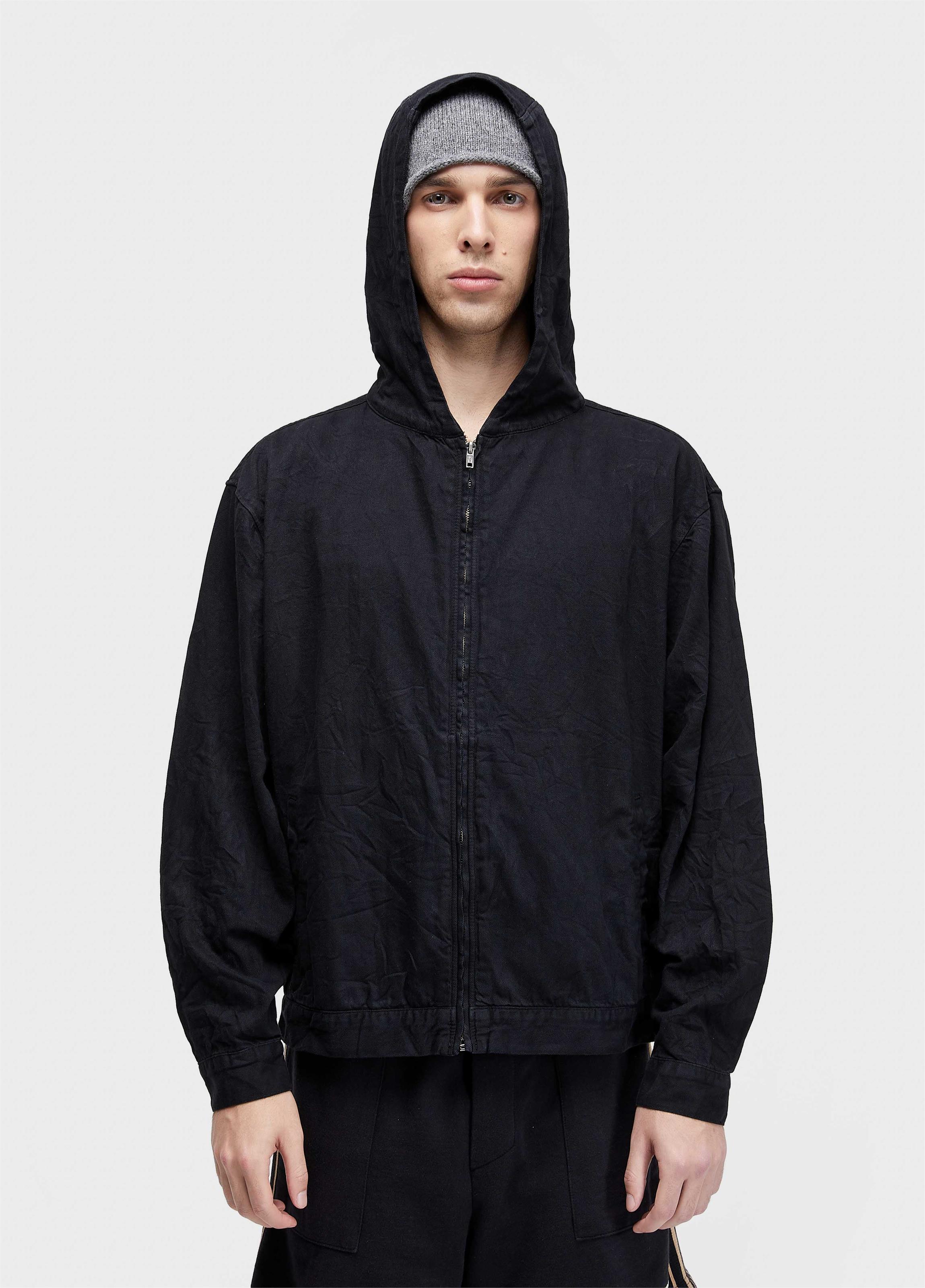 Casaco capuz twill wrinkled