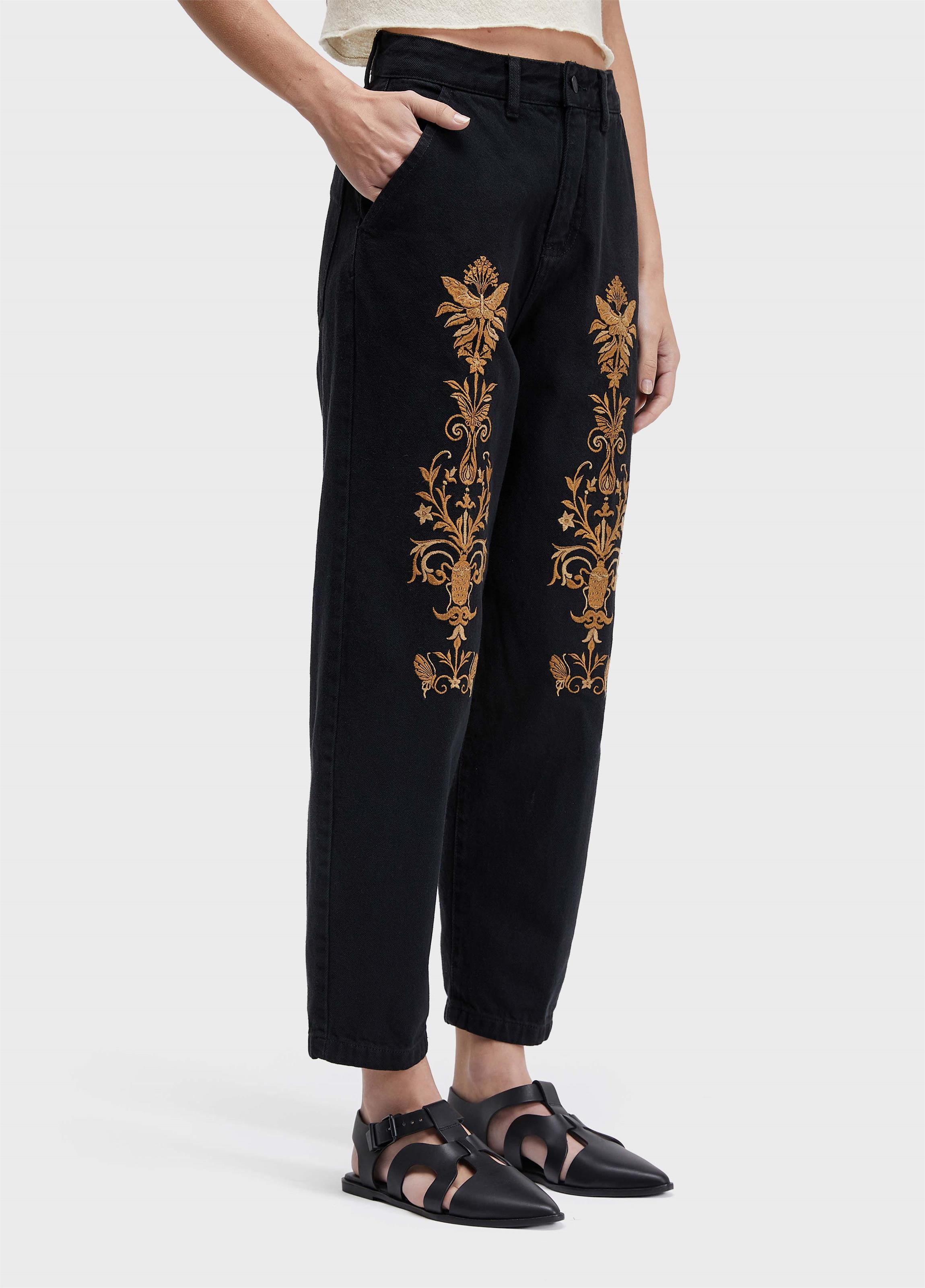 Calça bordado borboleta cotton