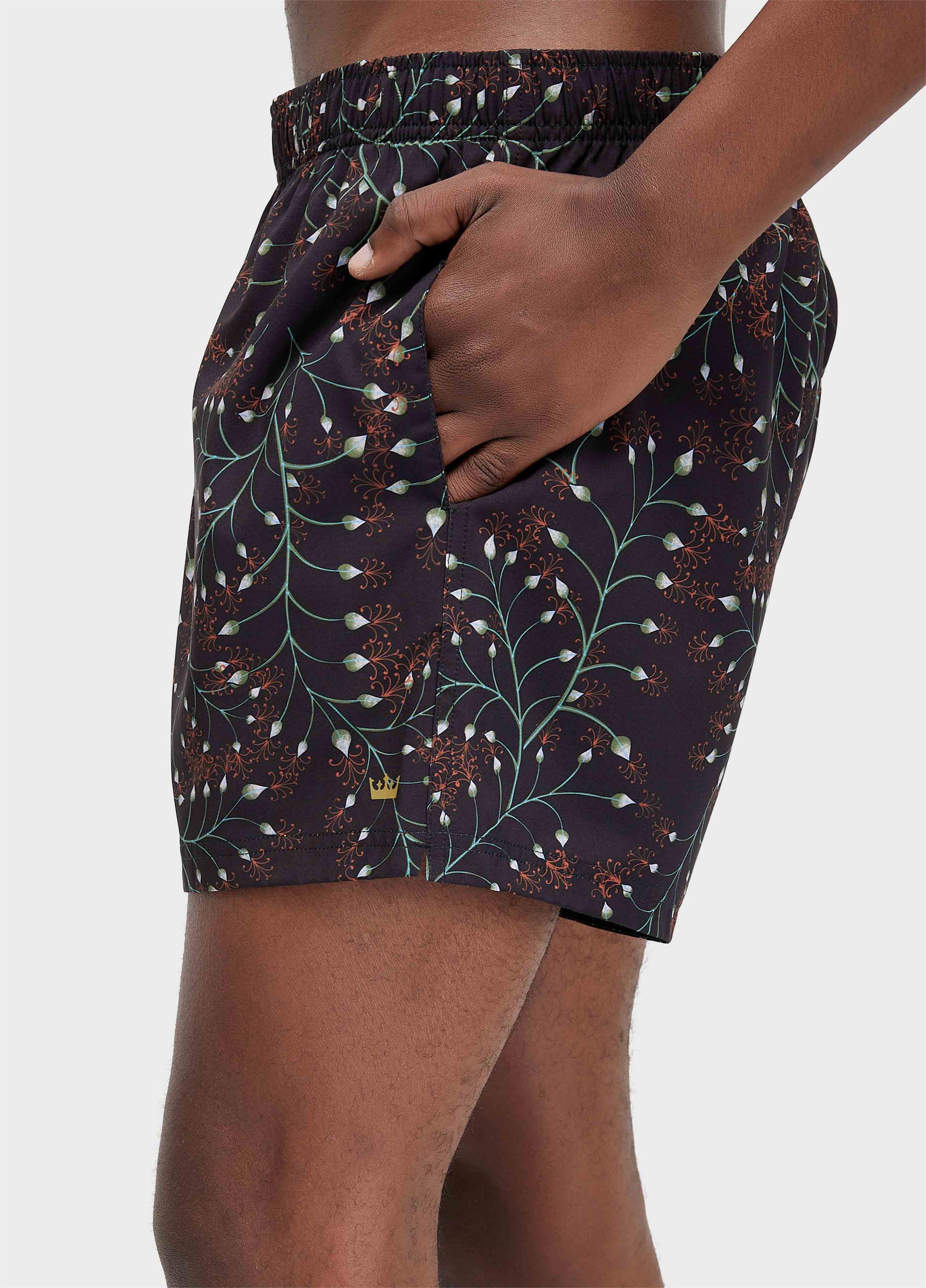 Beach short leaf crayon s
