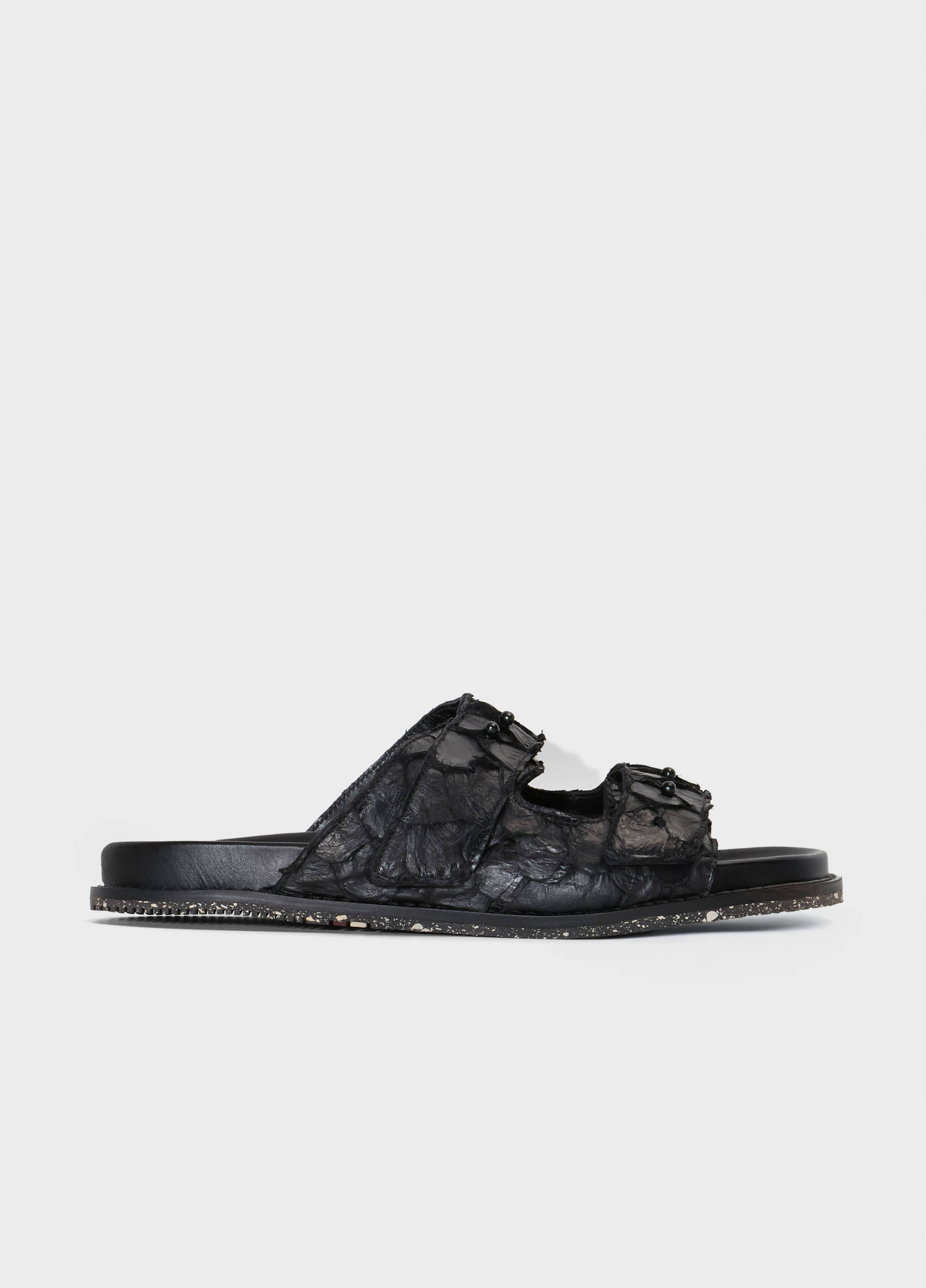 Sandalia slide tiras pirarucu