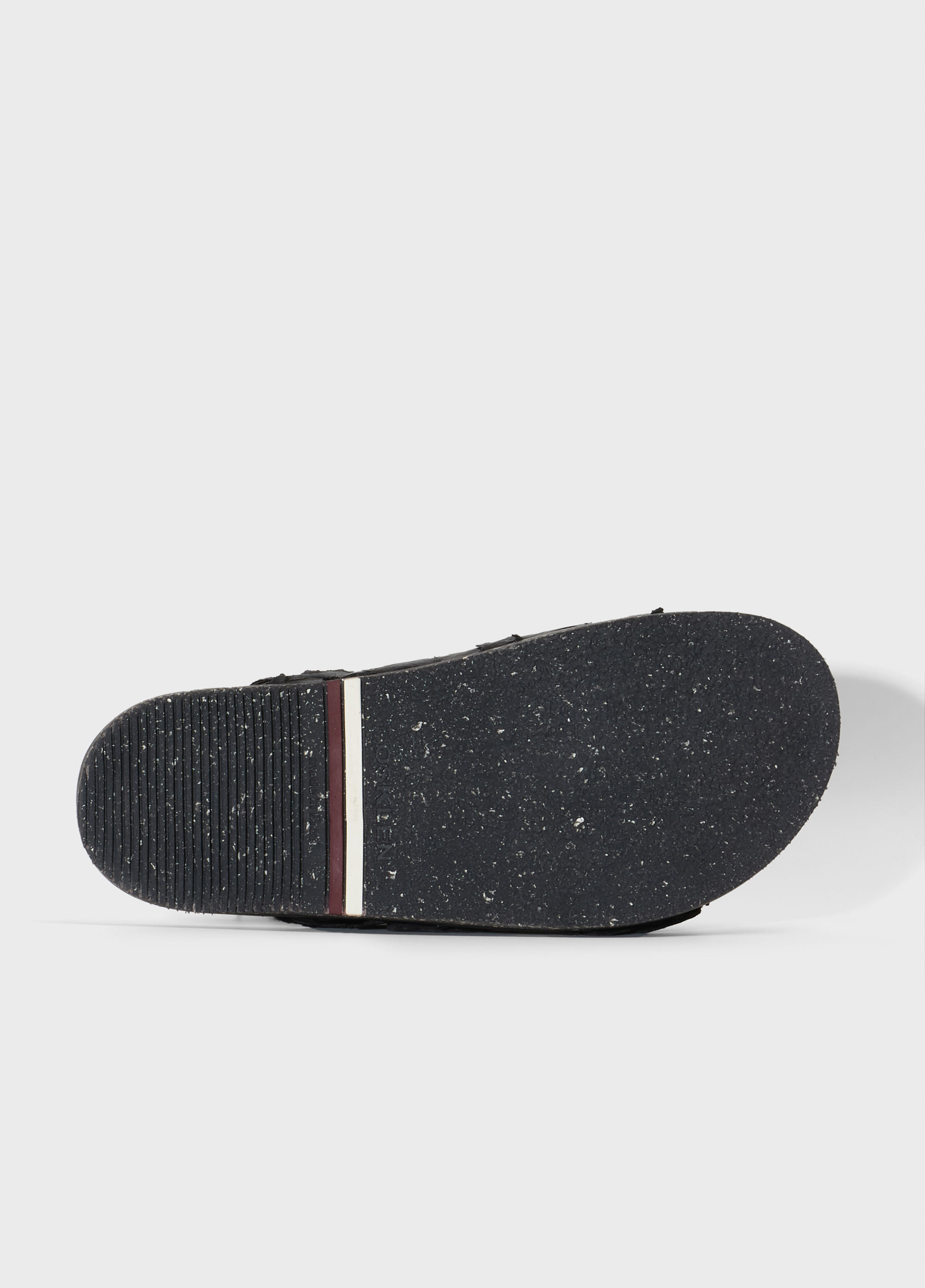 Sandalia slide tiras pirarucu