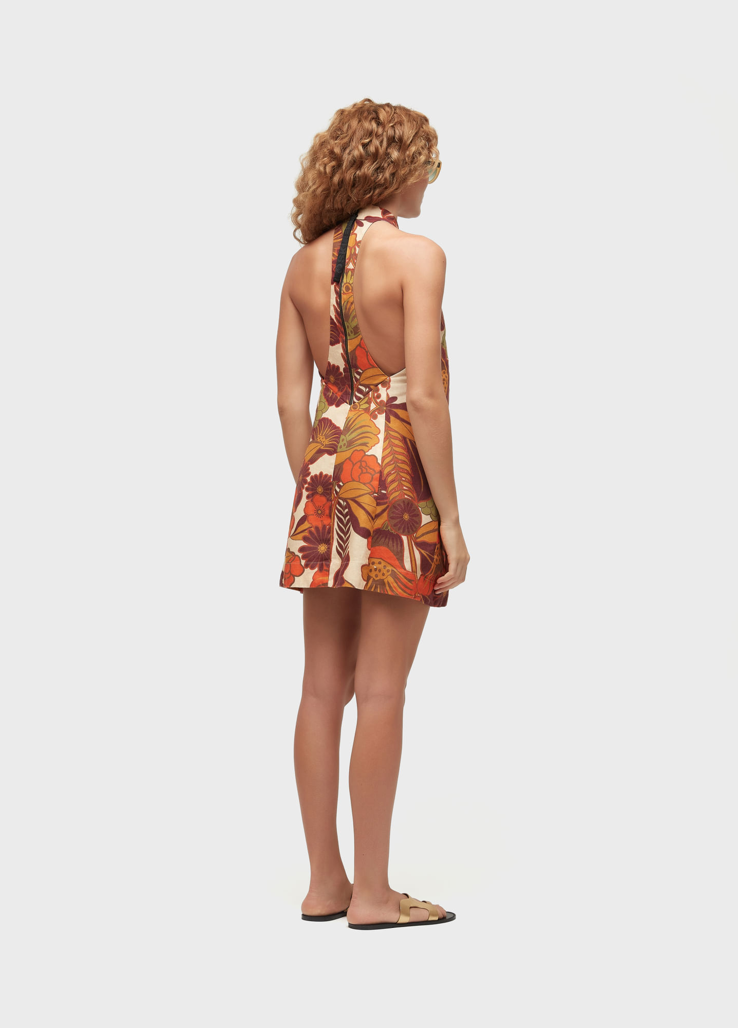 Vestido curto gola garden party