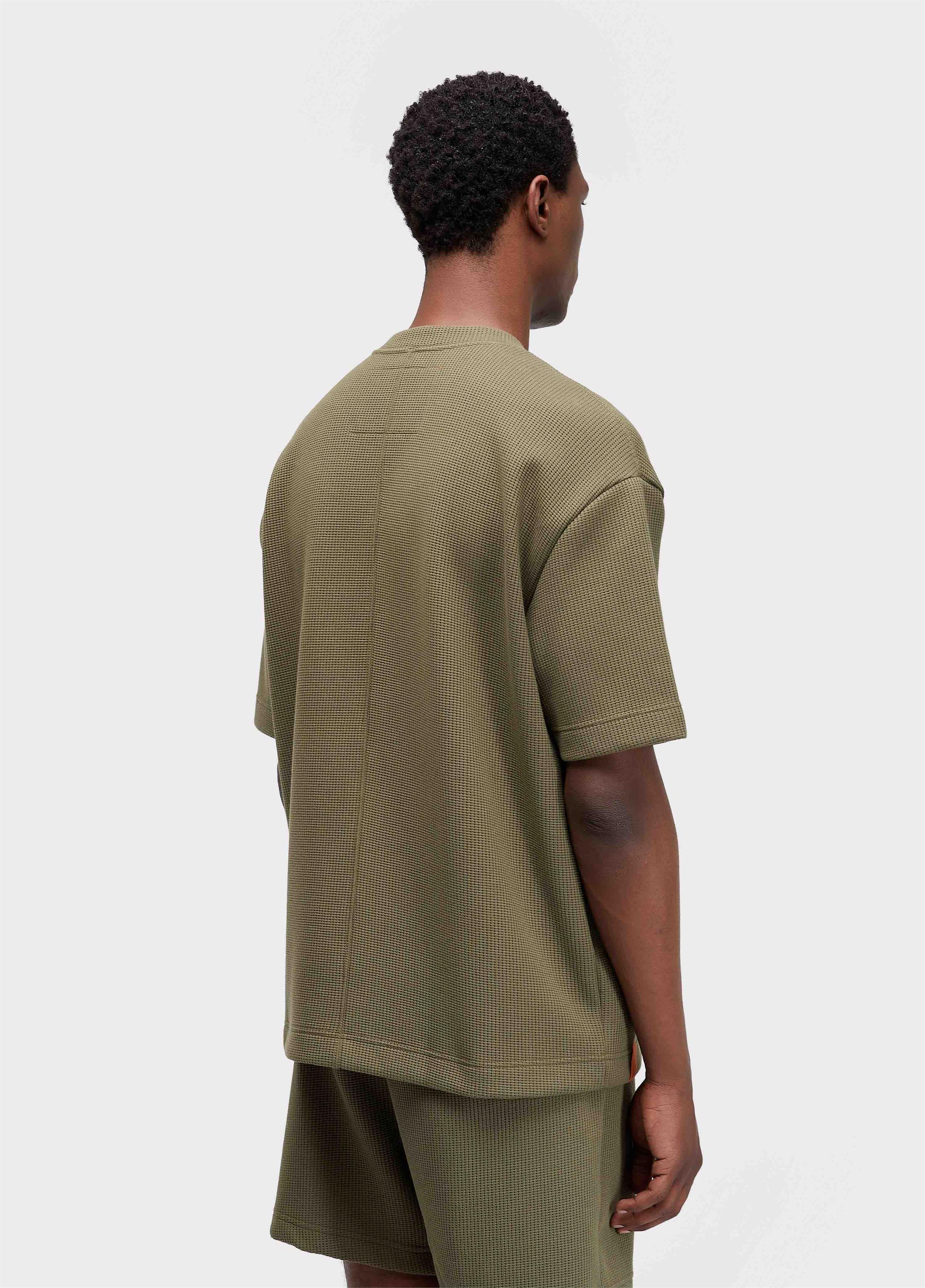 T-shirt over waffle texture