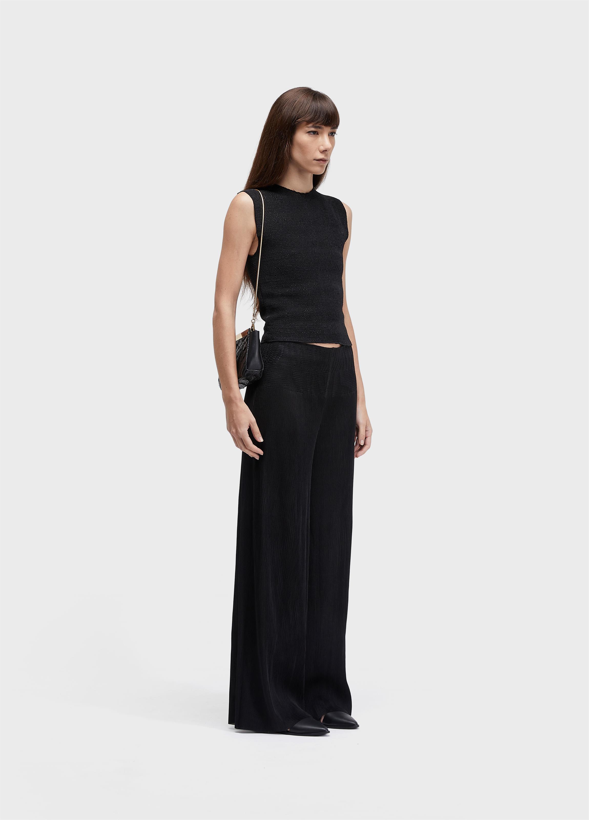 Blusa sleeveless lastex plisse