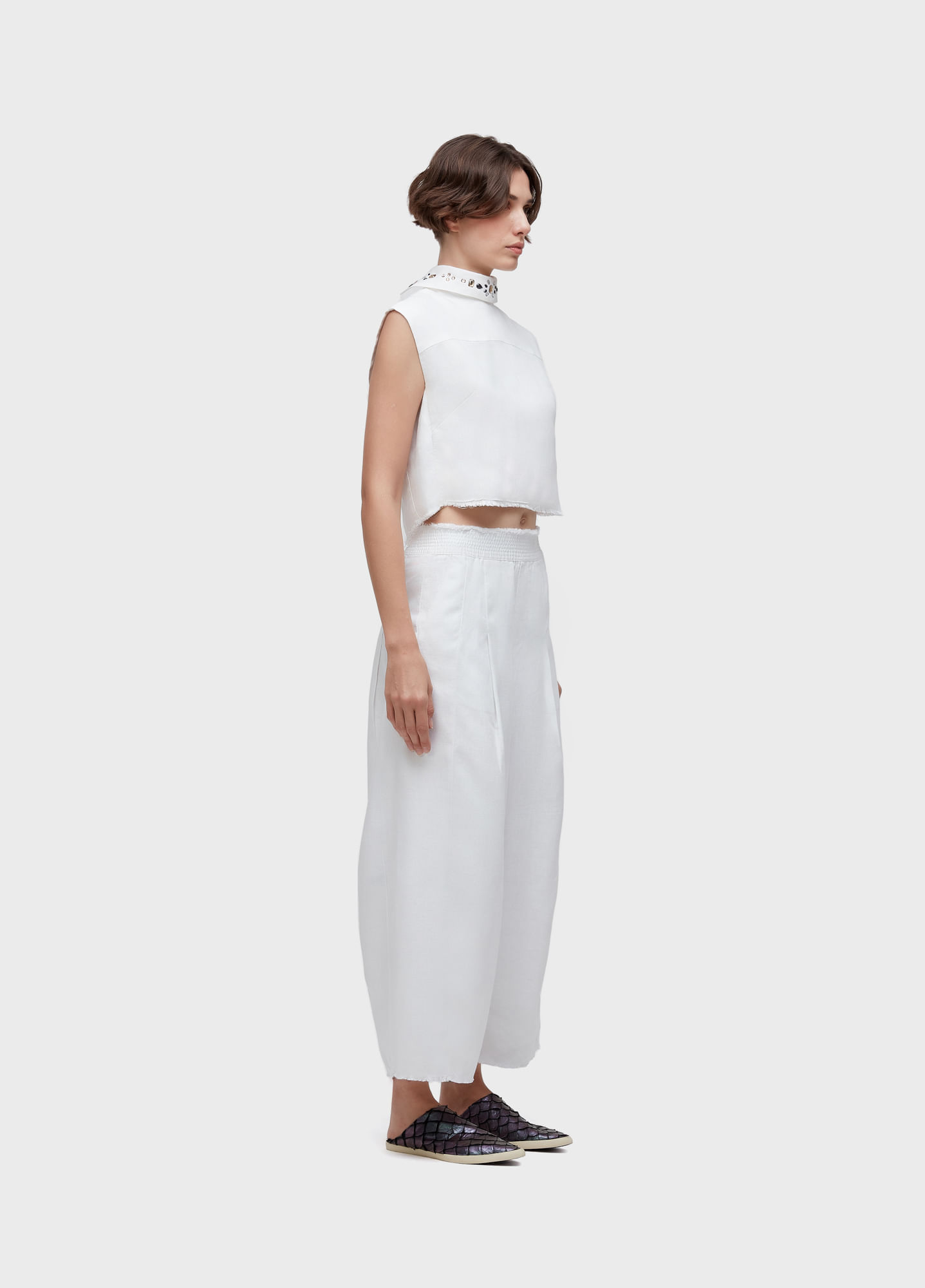 Calça pregas linen
