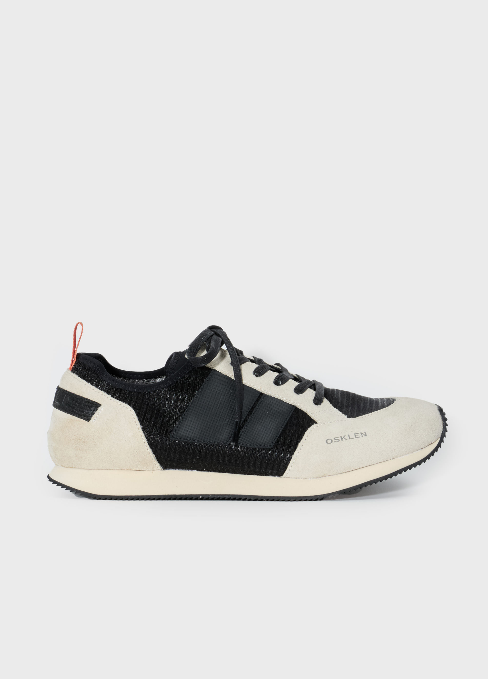Tênis runner straps