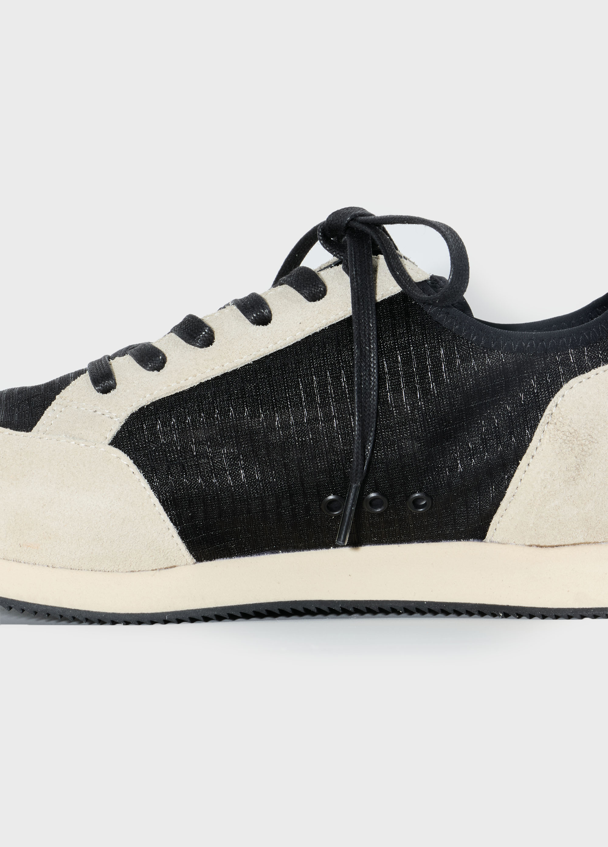 Tênis runner straps